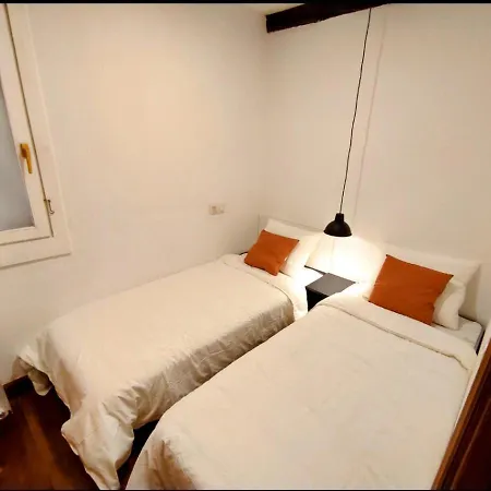 Siete Calles / Art Apartamento *